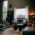 Traumnest Eifel Mit Sauna & Whirlpool Nyaraló *