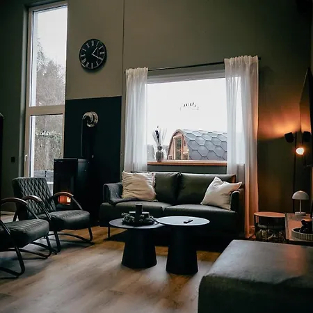 Traumnest Eifel Mit Sauna & Whirlpool Hébergement de vacances *