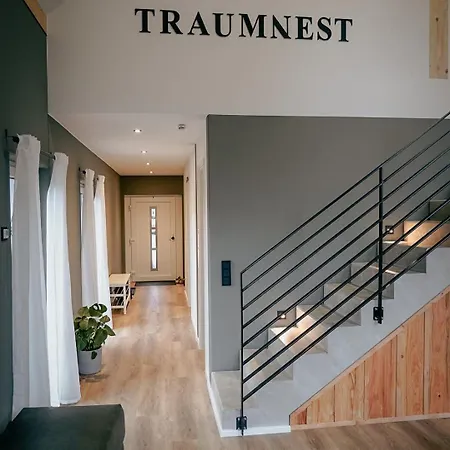 Traumnest Eifel Mit Sauna & Whirlpool Hébergement de vacances