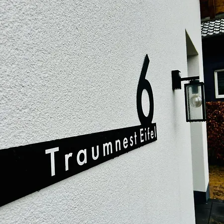 Traumnest Eifel Mit Sauna & Whirlpool