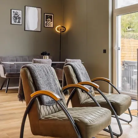 Feriehus Traumnest Eifel Mit Sauna & Whirlpool Monschau