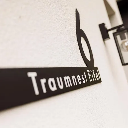 Traumnest Eifel Mit Sauna & Whirlpool Feriehus *